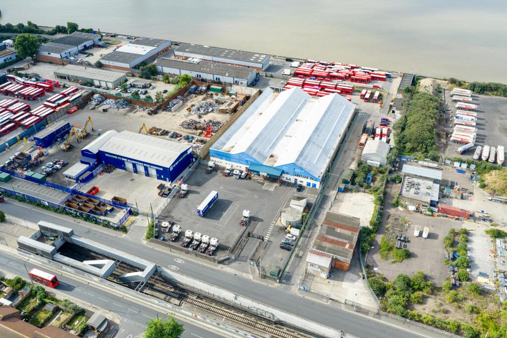 unit 8 Standard Industrial Estate 57.jpg