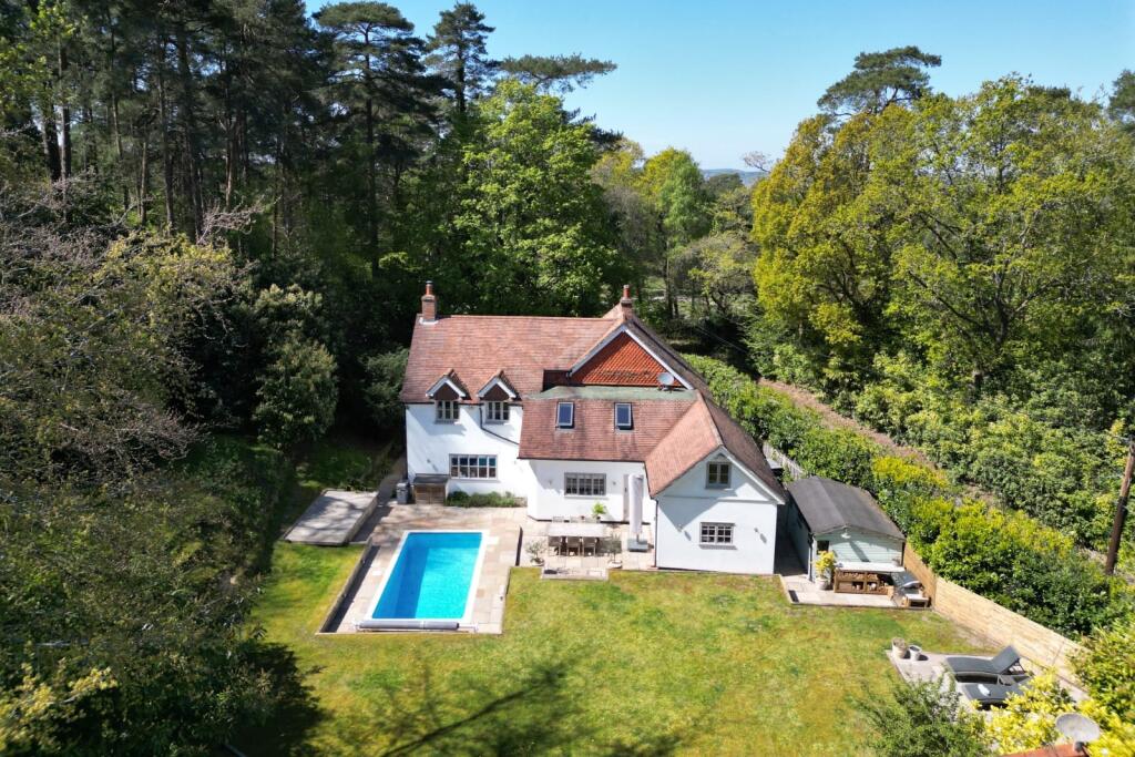 Main image of property: Littleworth Road, Farnham, GU10