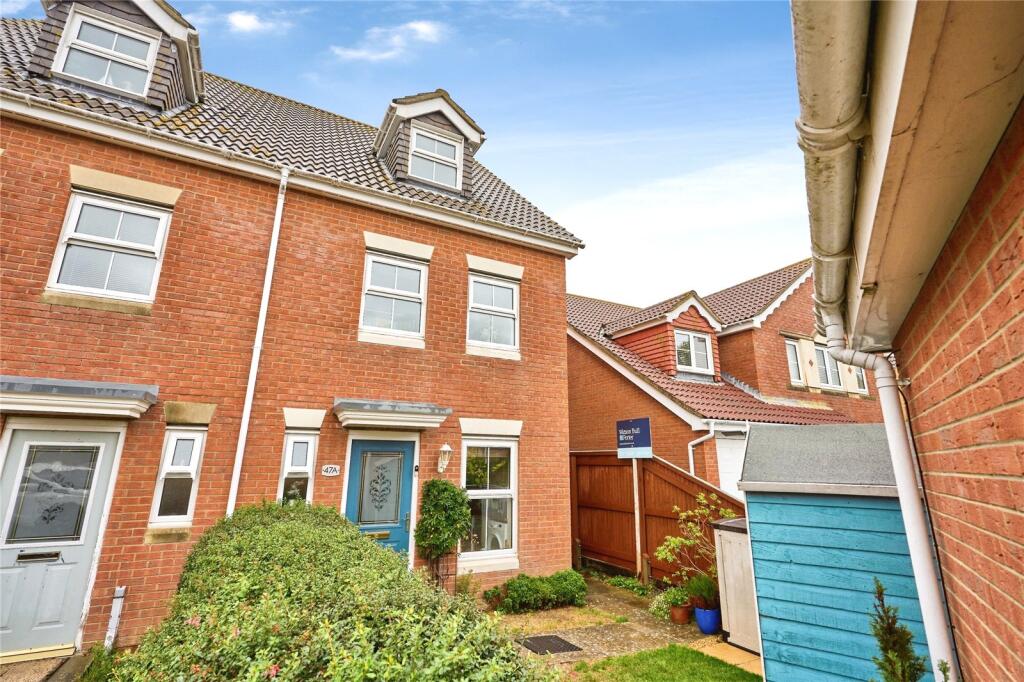 Main image of property: Osborne Heights, East Cowes, Isle of Wight, PO32