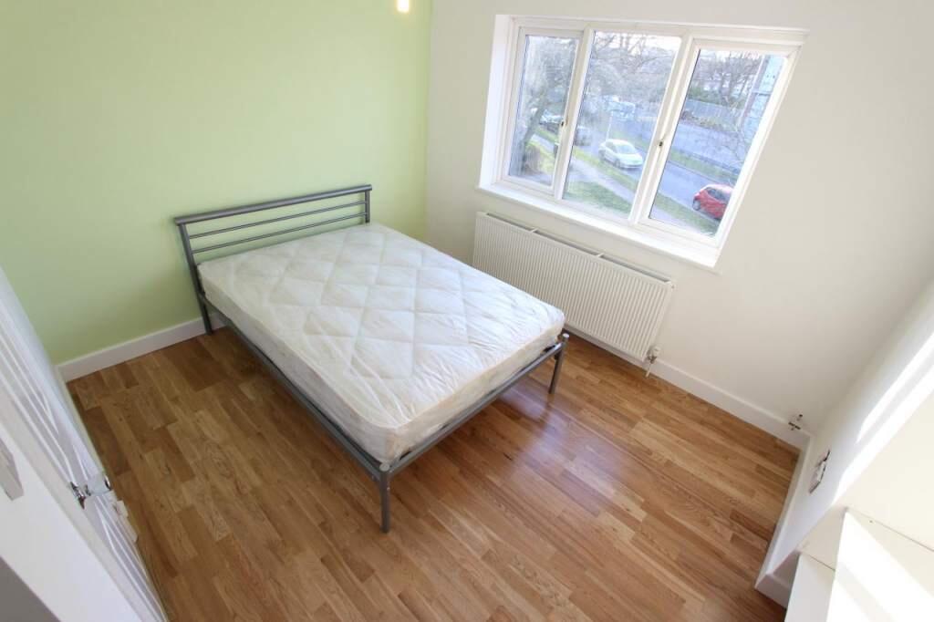 Main image of property: Goldings Crescent, Hatfield, AL10