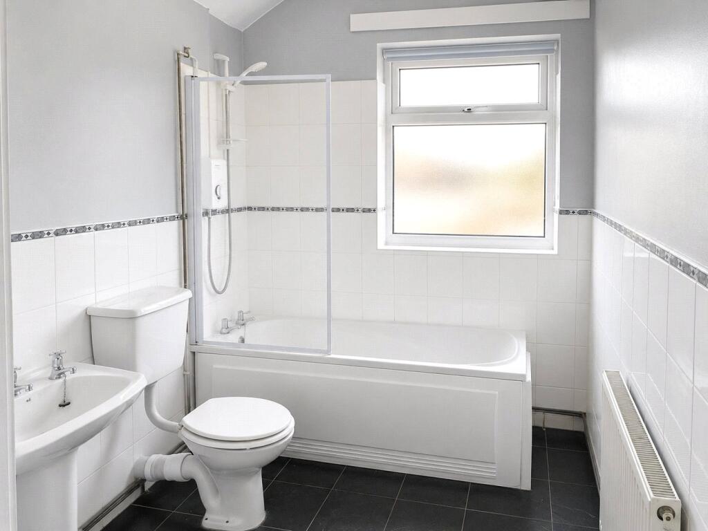 House in Nottingham - View 5