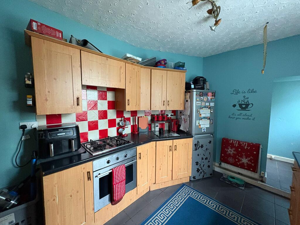 3, Commercial Road, Machen, Caerphilly CF83 8NB photo 5