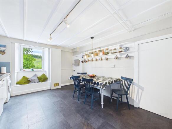 Kitchen / Breakfast
