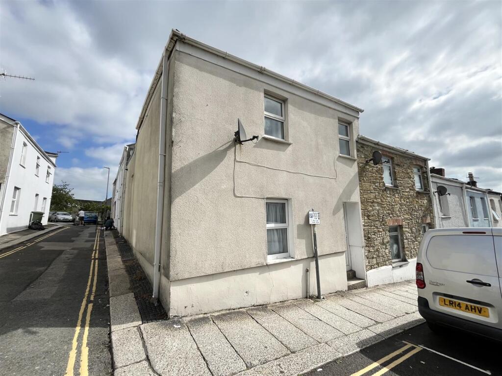 Main image of property: Richmond Hill, Truro