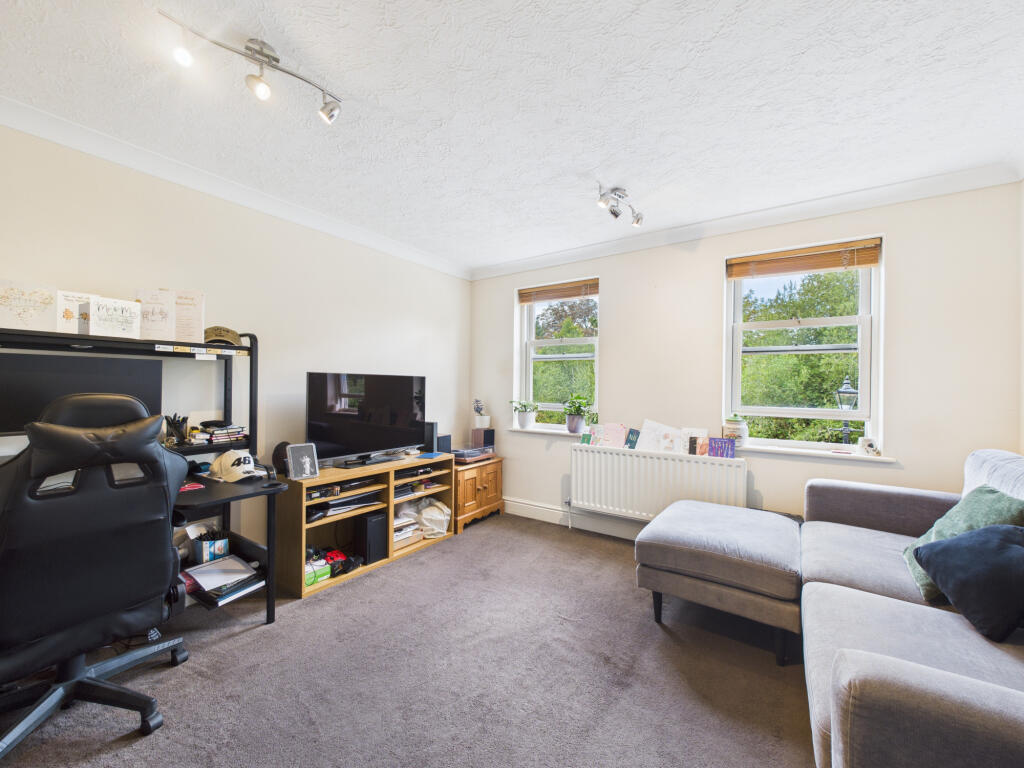 Apartment in London - View 2