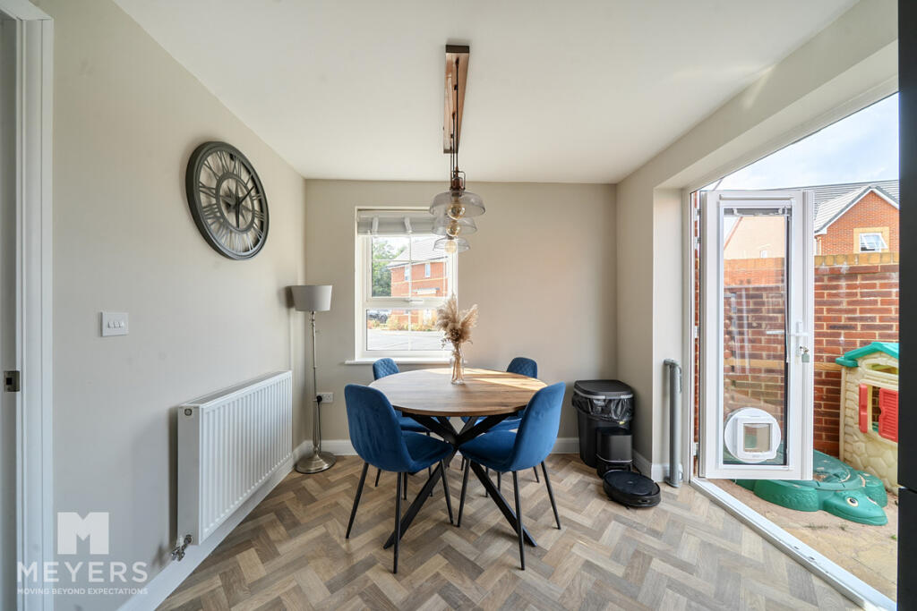 House in Wimborne Minster, Quarter Jack Park, St Johns - View 4