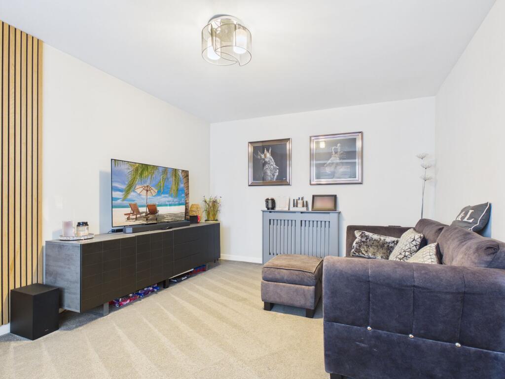 House in Reading - View 4