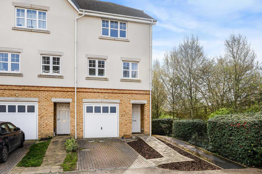 Main image of property: Kingsquater, Maidenhead, SL6
