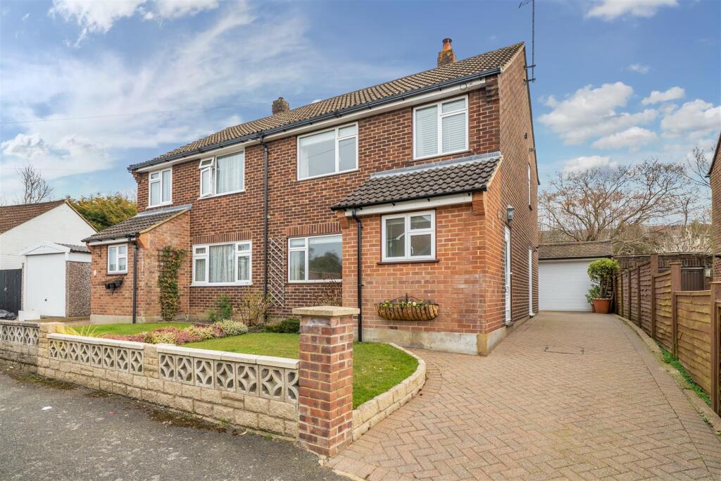 Main image of property: Kingswood Road, Dunton Green