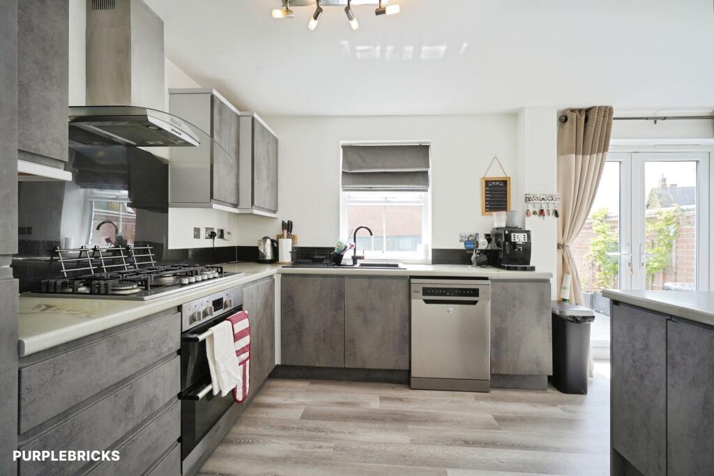 House in North West Leicestershire, Measham - View 4