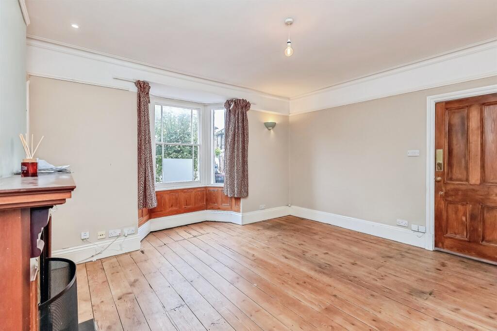 House in South Kesteven, Stamford - View 5