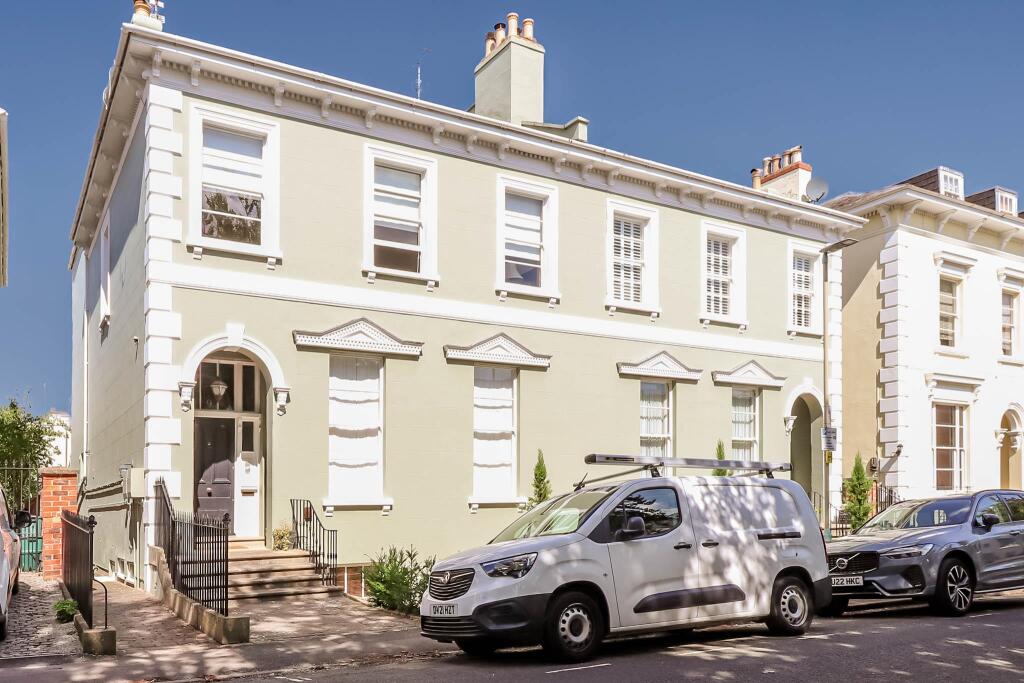 Main image of property: Montpellier Grove, Cheltenham, Gloucestershire GL50