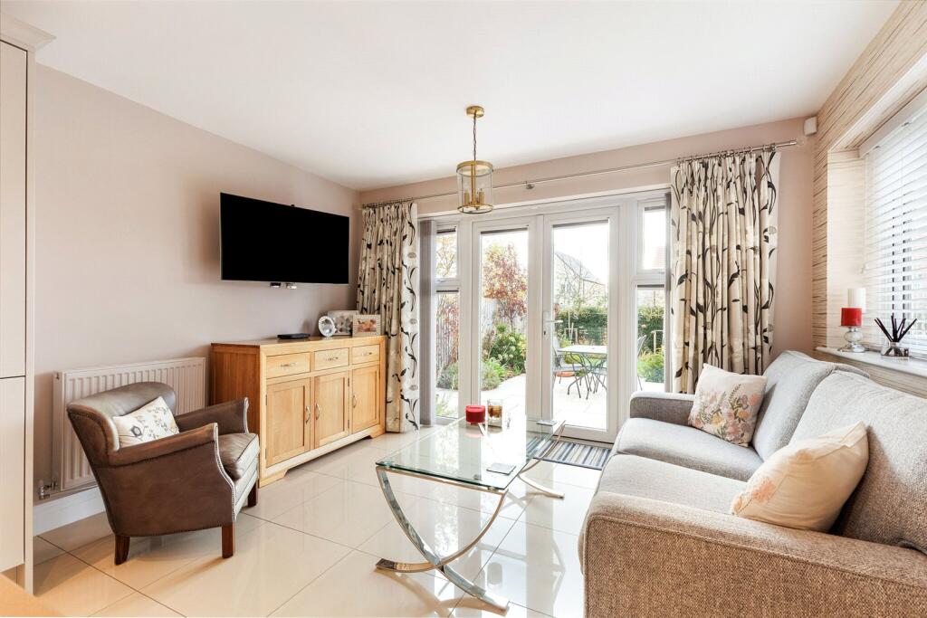 Fletcher Close, Alderton, Tewkesbury, Gloucestershire, GL20 photo 5