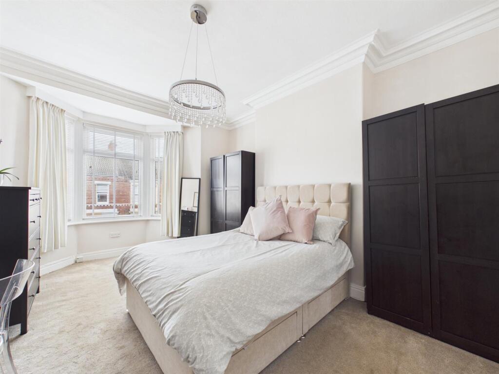 Apartment in North Tyneside, North East - View 5