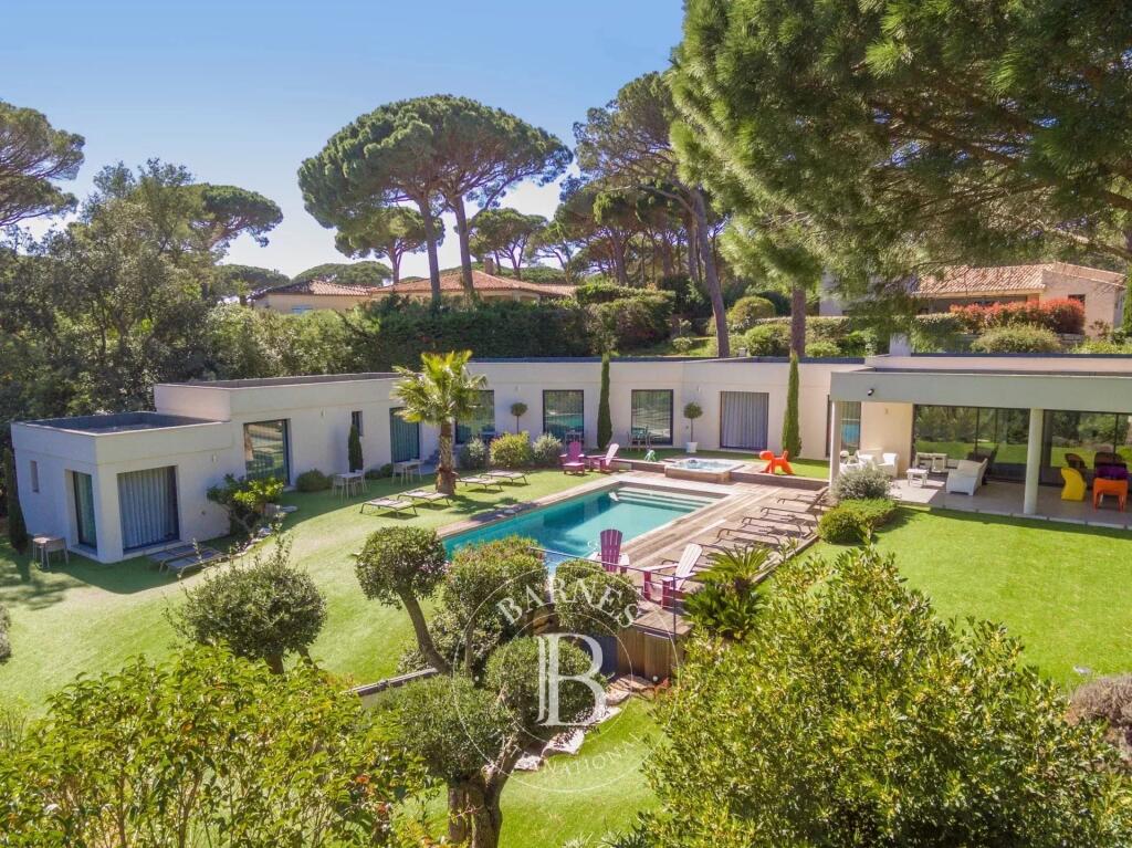 Main image of property: Provence-Alps-Cote d`Azur, Var, Grimaud