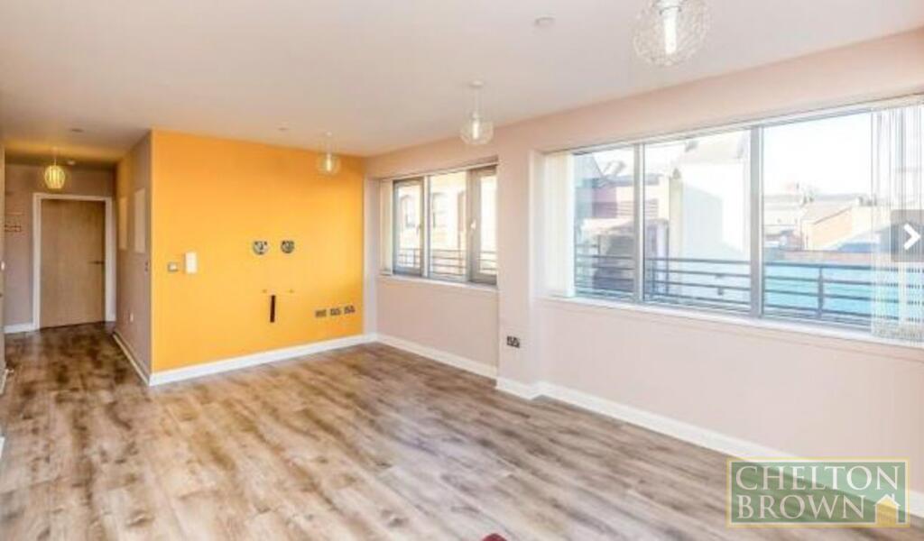 Apartment in Northampton, West Northamptonshire - View 3