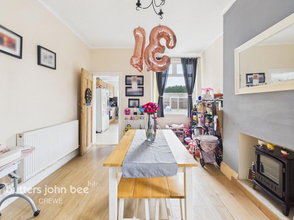 Bradfield Road, Crewe photo 4