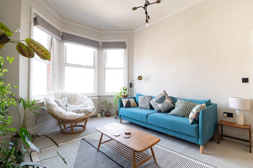 Apartment in Canterbury - View 3