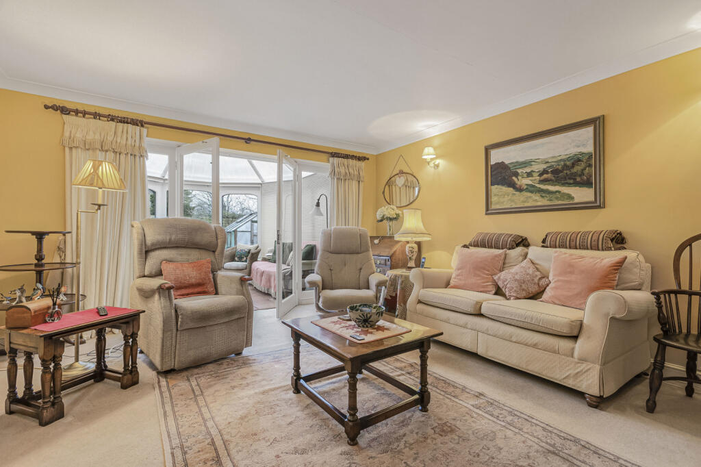 House in Vale of White Horse, Great Coxwell - More