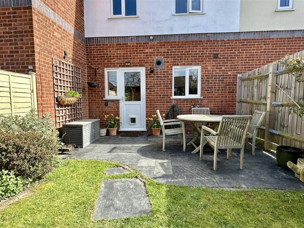 Additional image 12 of Meadow Road, Alcester