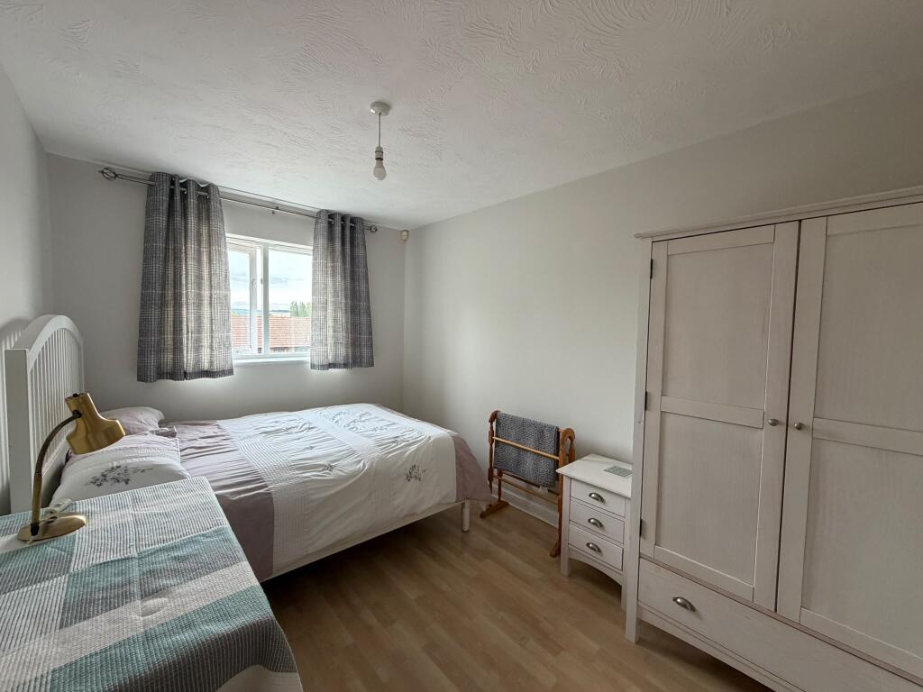 Apartment in Milton Keynes - More