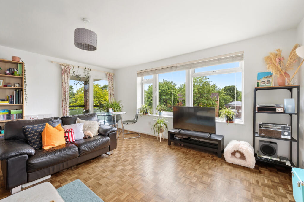 Main image of property: Ewell Road, Surbiton, KT6