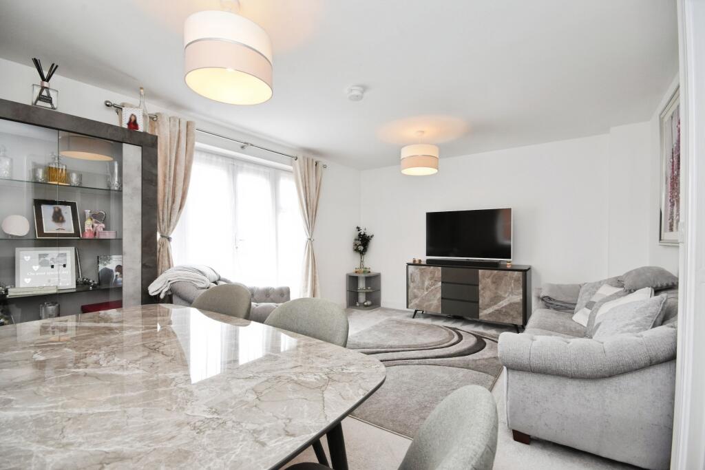 House in West Suffolk, Haverhill - More