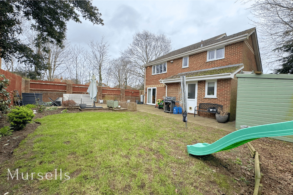 Lulworth Close, Poole, BH15 - View 2