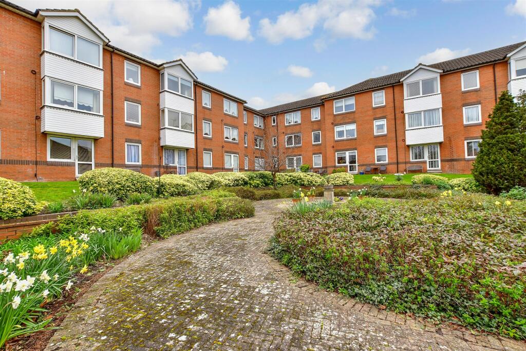 Main image of property: Fentiman Way, Hornchurch, Essex