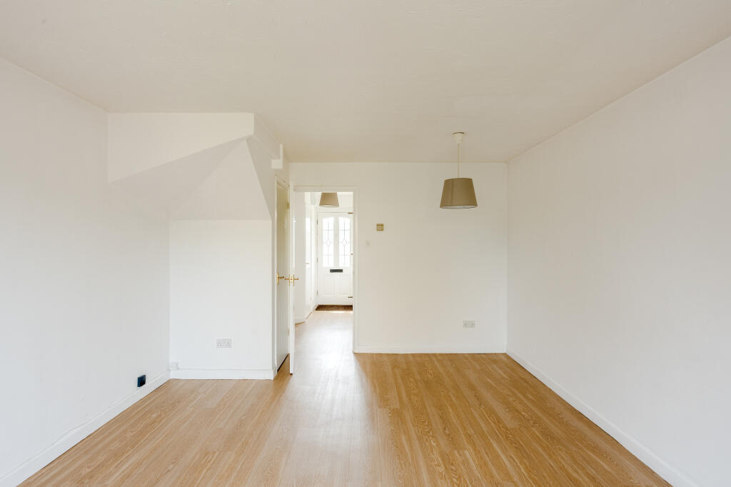 House in Bradley Stoke - View 3