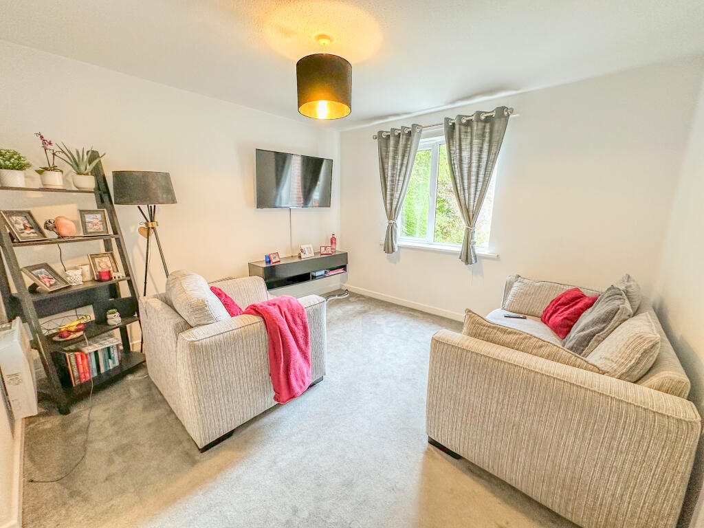 Main image of property: Meanwood Heights, Meanwood Road, Leeds, LS7 2SW