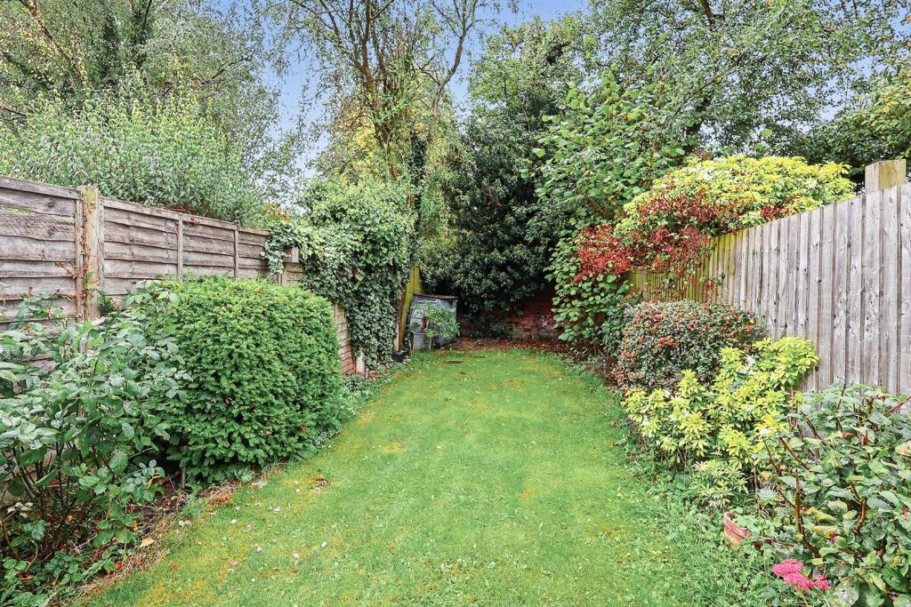 House in Nottingham, Nottinghamshire - View 4