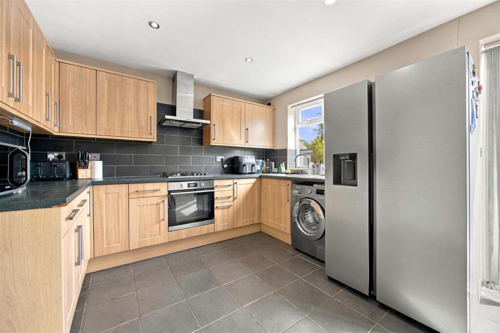 House in Southall - View 5