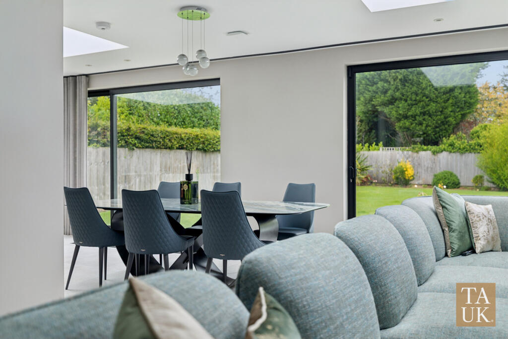 House in West Lancashire, Aughton Park, Aughton - More