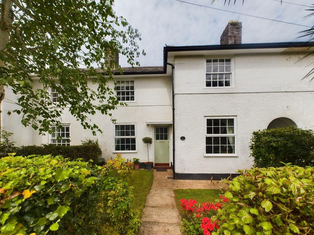Main image of property: Pen-Y-Dre, Rhiwbina, Cardiff. CF14