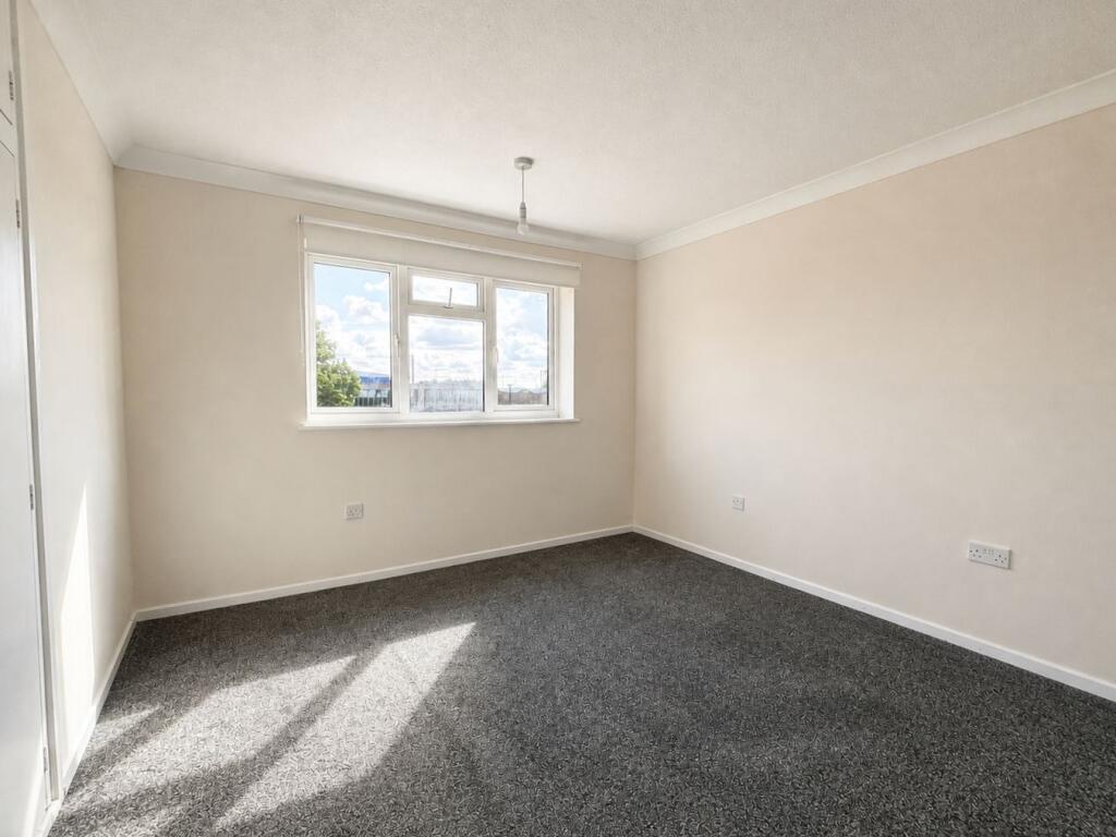 House in Kempston, Bedford - View 5