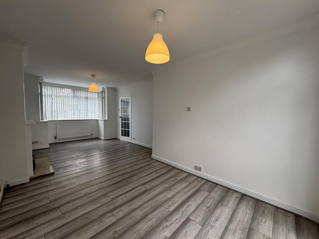 House in Coventry, Stonehouse Estate, Willenhall - View 4