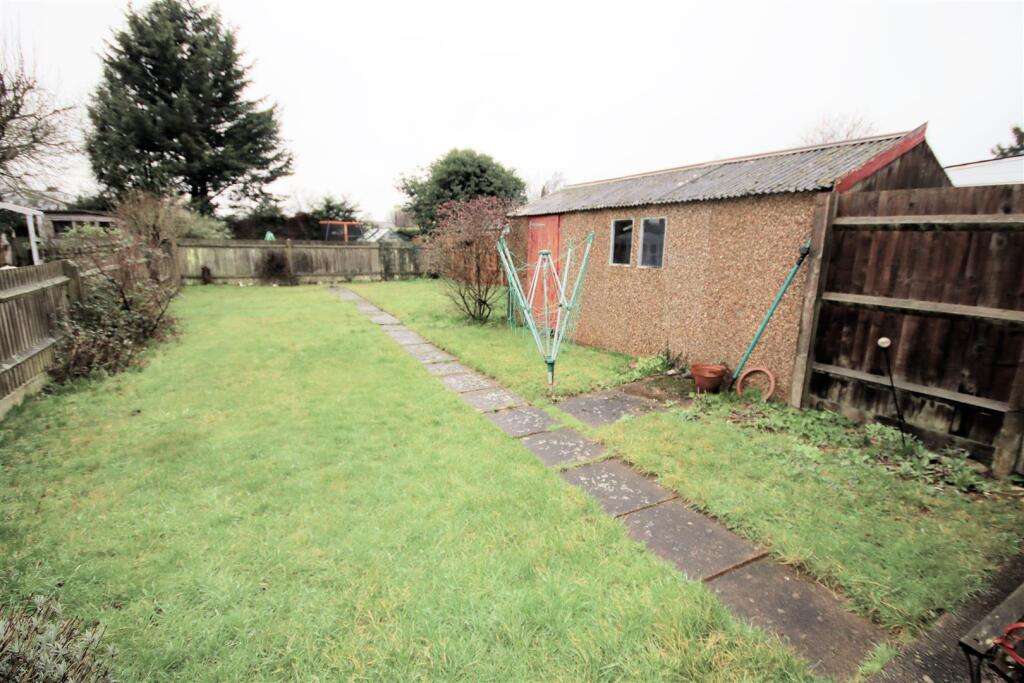 Grange Road, Toddington, Dunstable photo 4