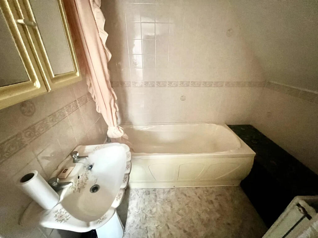 House in Hartlepool, Grange - More