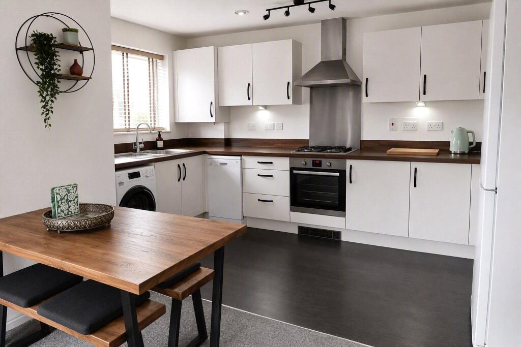 Apartment in Reading - View 3
