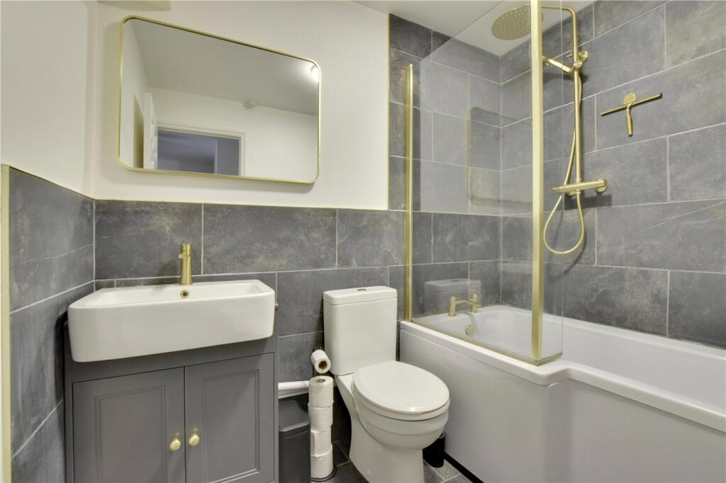 Apartment in London, Millennium Quay, Greenwich Peninsula - View 4