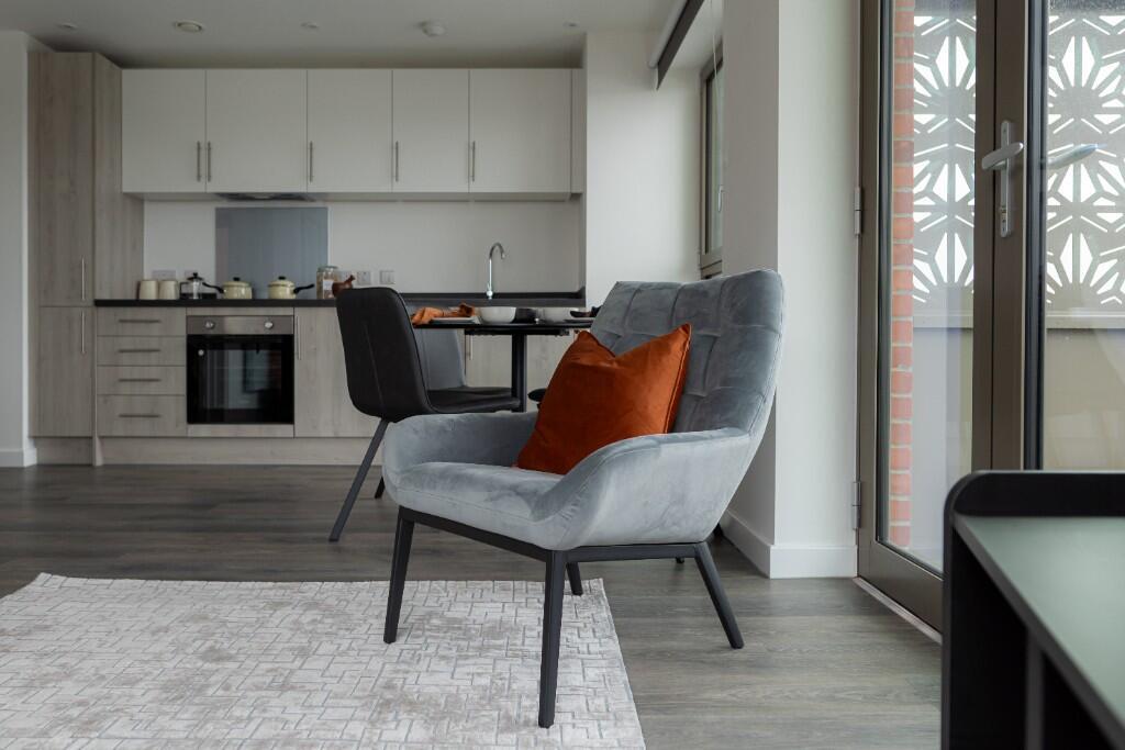 Main image of property: 605W New Baillie Street, Rochdale, Greater Manchester, OL16