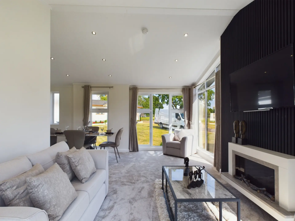 Kingswood Park, Gravelly Bottom Road, Kingswood, Maidstone - View 3