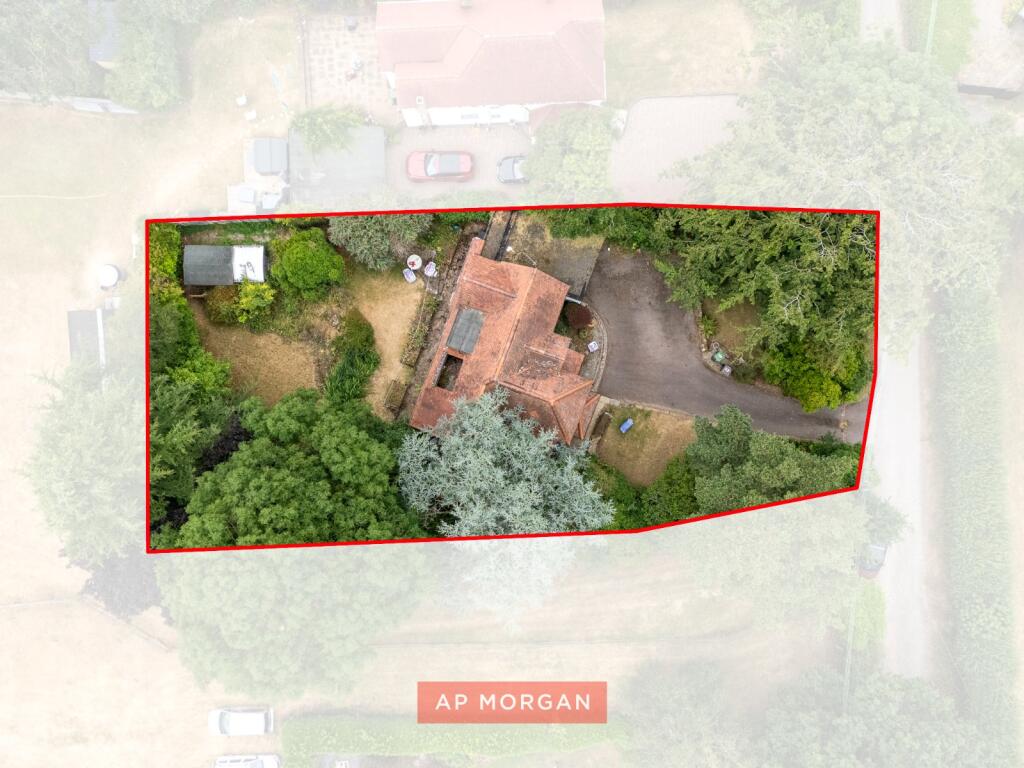 House in Bromsgrove, Bournheath - View 2
