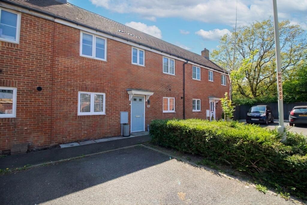 Main image of property: Broadview Close, Kingsnorth, TN25