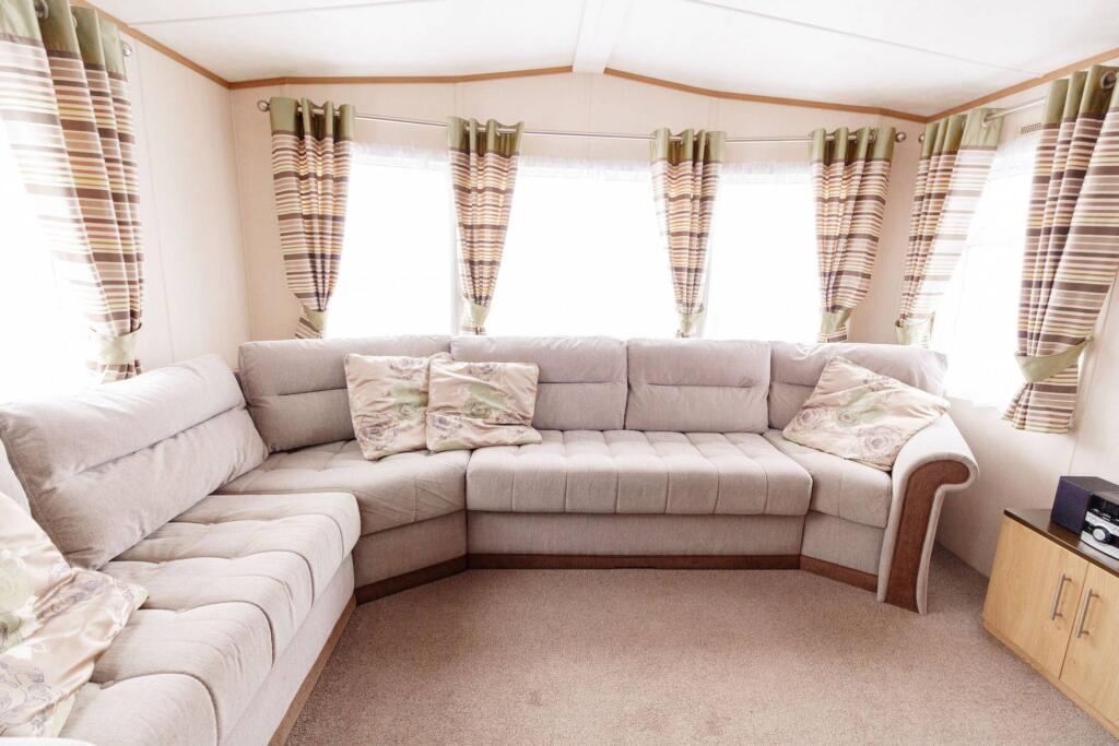 19 Loch Ness Highland Lodges, Invermoriston, Inverness, IV63 7YE photo 4
