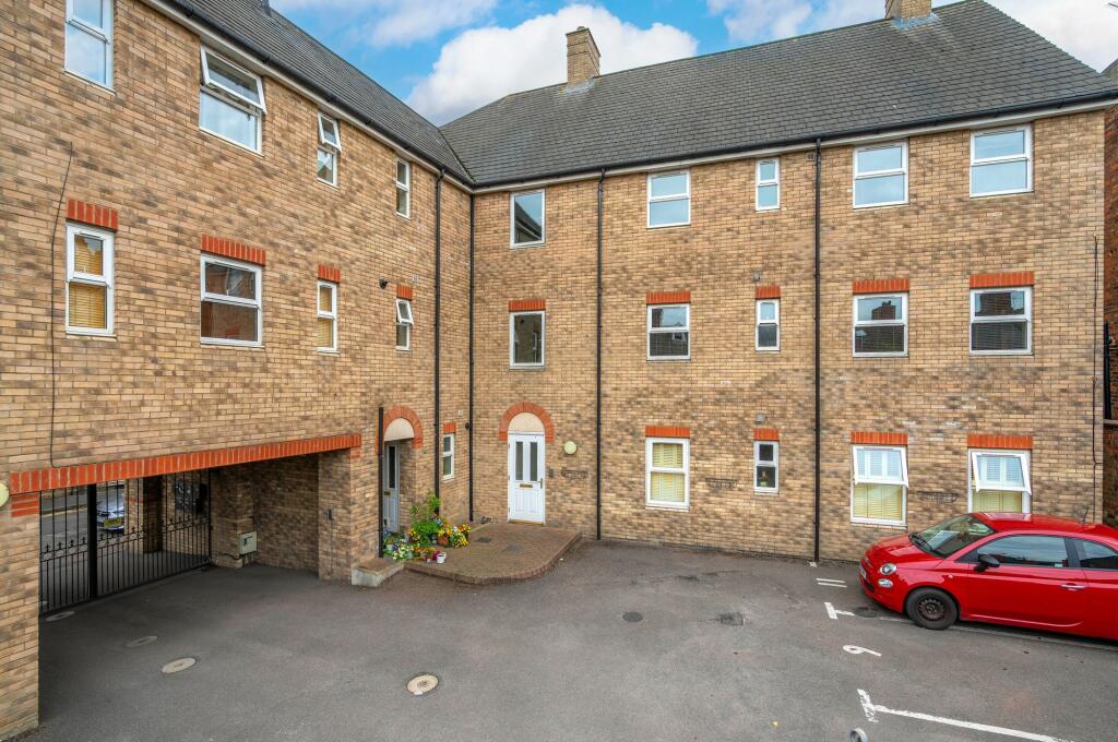 Apartment in South Kesteven, Grantham - View 3