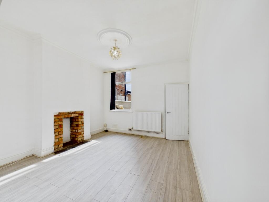 House in Leicester - View 5