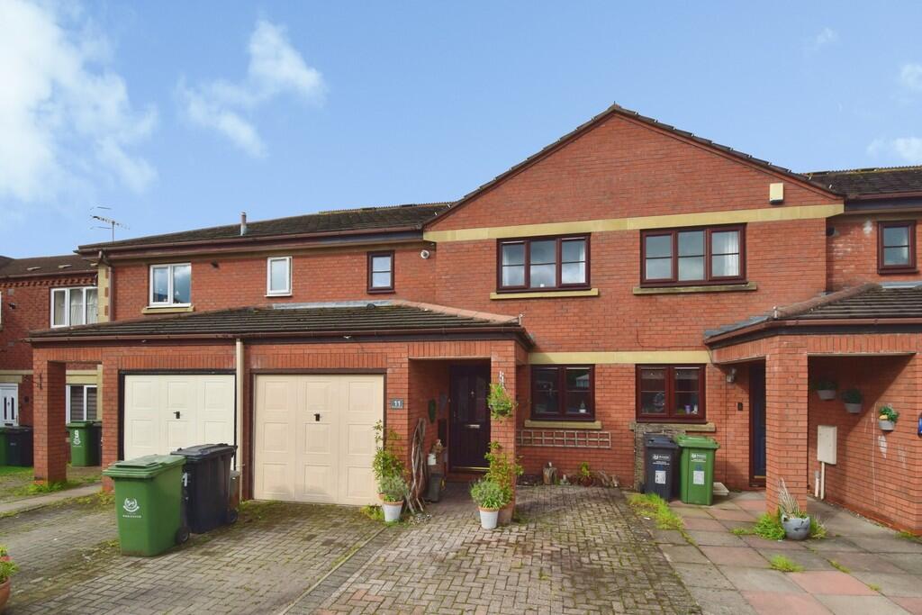 Main image of property: 11 Bicton Avenue, St Peters, Worcester, WR5 3TF