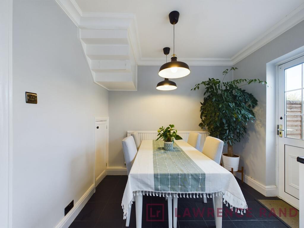 House in Harrow - More